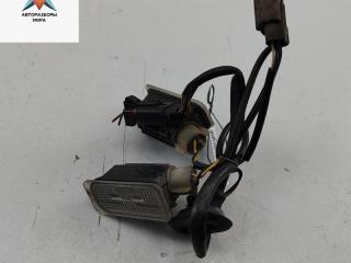 подсветка номера Ford Focus 2 поколение [рестайлинг] 2010, 1.6 л., i, бензин, МКПП, чёрный, хетчбэк 5 дв., 6M2A13550AC