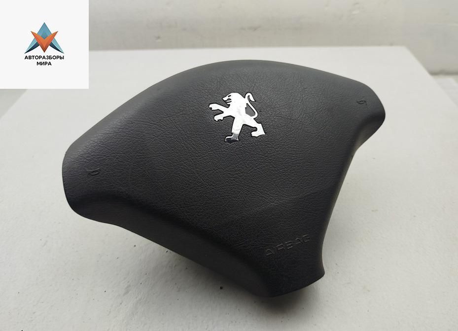 подушка безопасности водителя Peugeot 307 1 поколение 2003, 1.6 л., бензин, МКПП, серый, хетчбэк 3 дв., 96345028 - фото №1