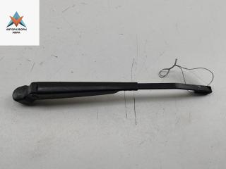 Щеткодержатель (поводок стеклоочистителя) задний Ford Focus 1 поколение [рестайлинг] 2002, 1.8 л., дизель, МКПП, серый, хетчбэк 5 дв.