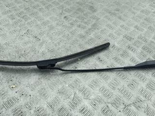 Щеткодержатель (поводок стеклоочистителя) передний Opel Corsa C [рестайлинг] 2003, 1.0 л., бензин, МКПП, серый, хетчбэк 3 дв., 09114666