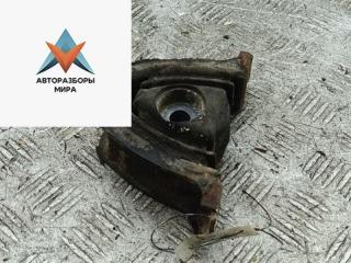 кронштейн (крепление) Opel Omega B 1998, 2.0 л., бензин, МКПП, серый, седан, 90447197