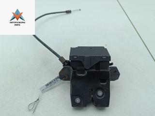 замок багажника Mercedes-Benz C-Класс W203/S203/CL203 2000, седан, 2037500184