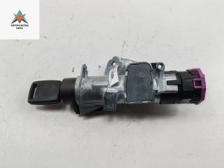 замок зажигания Audi A4 B5 1997, 1.6 л., бензин, МКПП, серый, седан, 4D0905851E