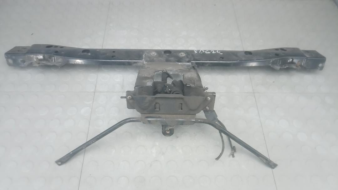 Передняя панель крепления облицовки (телевизор) Opel Insignia 2 поколение (B) 2017, 1.6 л., дизель, МКПП, хетчбэк 5 дв. - фото №1