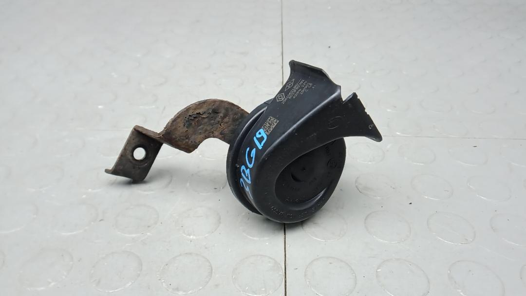 сигнал (клаксон) Renault Kadjar 1 поколение 2015, 1.5 л., дизель, МКПП, внедорожник 5 дв. - фото №1