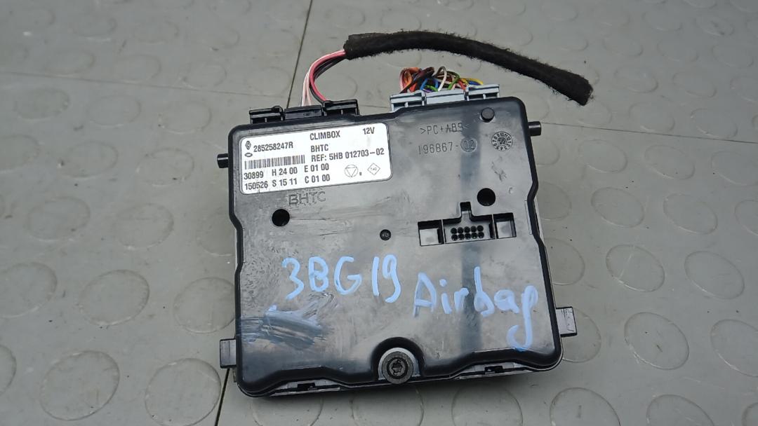 блок AirBag Renault Kadjar 1 поколение 2015, 1.5 л., дизель, МКПП, внедорожник 5 дв. - фото №1