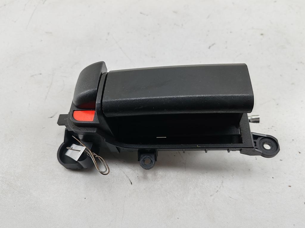 ручка внутренняя задняя правая Mazda 5 CR 2006, 2.0 л., дизель, МКПП, серый, минивэн - фото №1