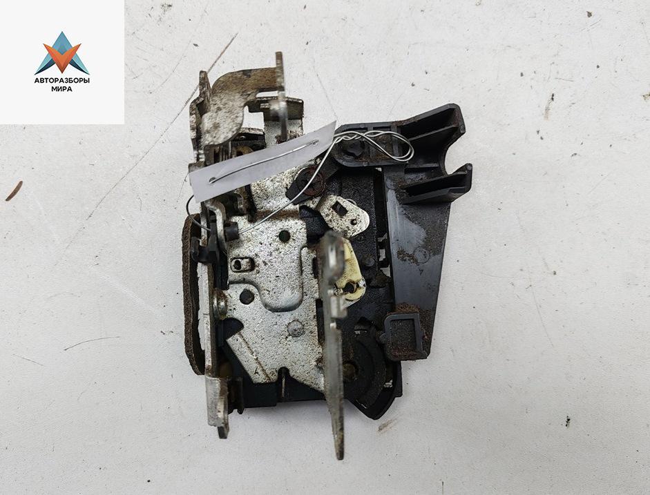 замок двери передней левой Dacia (Renault) Sandero I 2011, 1.5 л., дизель, МКПП, белый, хетчбэк 5 дв., 8200735227 - фото №1