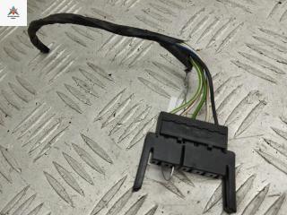 разъем (фишка) проводки Ford Focus 1 поколение [рестайлинг] 2002, 1.8 л., дизель, МКПП, серый, хетчбэк 5 дв., 926923