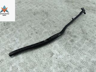Щеткодержатель (поводок стеклоочистителя) передний Peugeot 607 1 поколение 2000, 2.2 л., бензин, МКПП, серый, седан, 102393