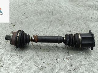 полуось передняя правая (приводной вал, ШРУС) Audi A4 B6 2003, 2.4 л., бензин, АКПП, серый, универсал