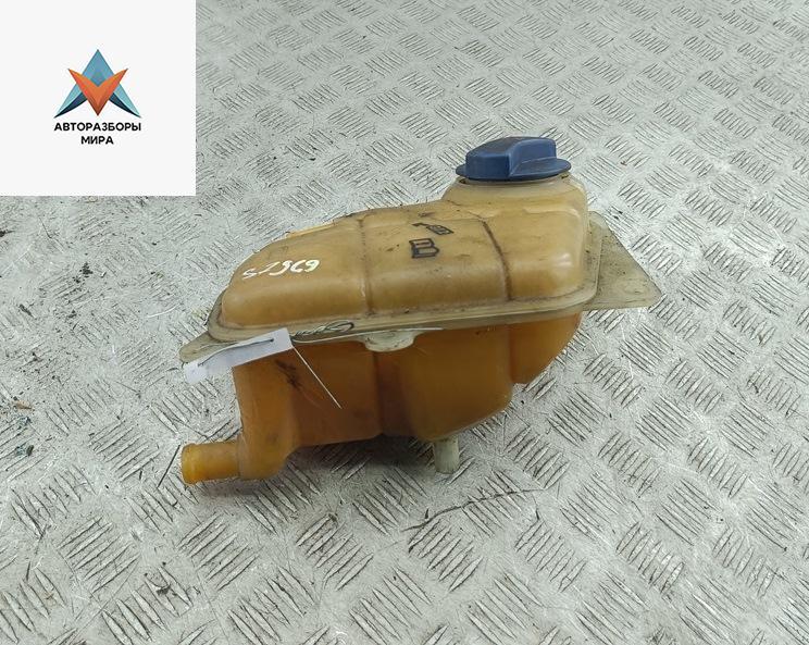 бачок расширительный Audi A6 4B/C5 1999, 2.8 л., бензин, 8D0121403L - фото №1