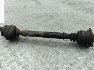 полуось передняя левая (приводной вал, ШРУС) Audi A6 4B/C5 1999, 2.8 л., бензин, МКПП, белый, универсал, 4B0407271C