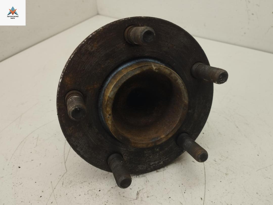 ступица задняя правая Chrysler Voyager 3 поколение 1998, 2.0 л., бензин, МКПП, синий, минивэн - фото №1