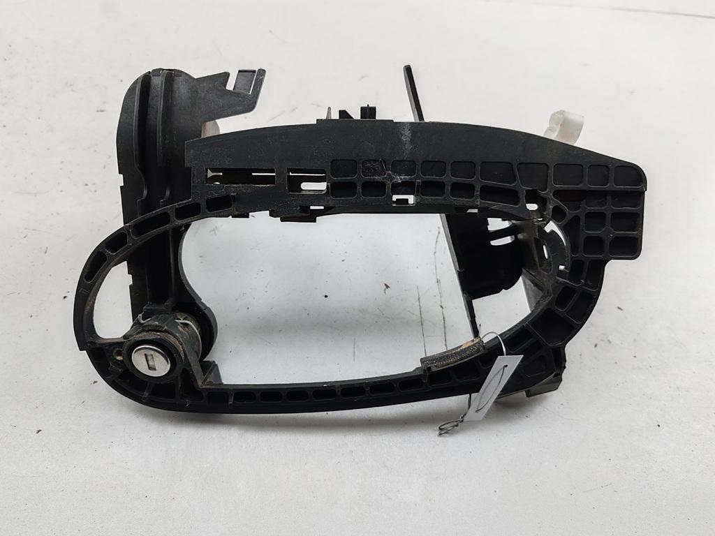 личинка дверного замка BMW 7 E65/E66 2002, 3.6 л., бензин, АКПП, синий, седан, 7013701