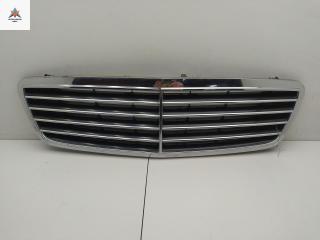 решетка радиатора Mercedes-Benz C-Класс W203/S203/CL203 2002, серый, седан, 2038800183