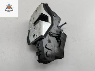 замок двери передней правой BMW 3 серия E46 1999, 2.0 л., дизель, МКПП, зелёный, универсал, 8206408