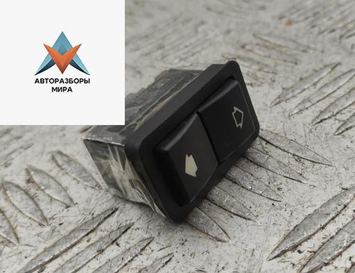 кнопка стеклоподъемника переднего правого BMW 5 серия E39 1999, 2.5 л., дизель, МКПП, серый, седан, 8368974 - фото №1