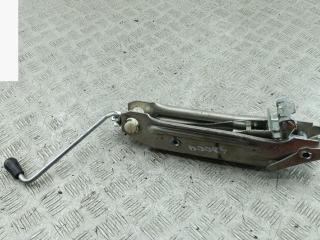 домкрат Audi A6 4B/C5 1998, 1.8 л., бензин, МКПП, серый, седан, 8L0011031A