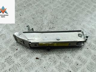 домкрат Audi A4 B6 2002, 1.9 л., дизель, МКПП, чёрный, универсал, 8E0011031D