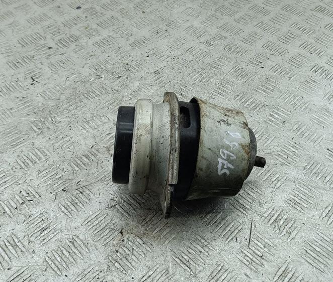 подушка крепления двигателя Audi Q7 4L 2011, 3.0 л., бензин, АКПП, чёрный, внедорожник 5 дв., 7L8199131A