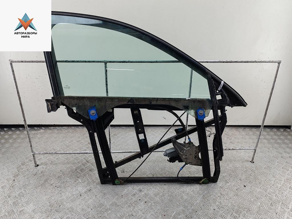 стеклоподъемник электрический передний правый Audi A6 4B/C5 1997, 2.8 л., бензин, АКПП, синий, седан, 4B0837754 - фото №1