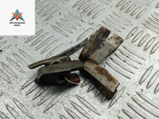 крепление форсунки Mercedes-Benz M-Class ML W163 2003, 2.7 л., дизель, МКПП, чёрный, внедорожник 5 дв.