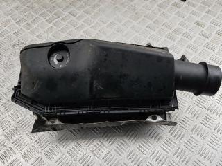 корпус воздушного фильтра Mercedes-Benz C-Класс W203/S203/CL203 2002, 2.2 л., дизель, АКПП, серый, универсал