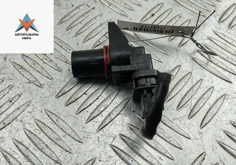 датчик распредвала Mercedes-Benz M-Class ML W163 2003, 2.7 л., дизель, МКПП, чёрный, внедорожник 5 дв., 0051531328 - фото №1