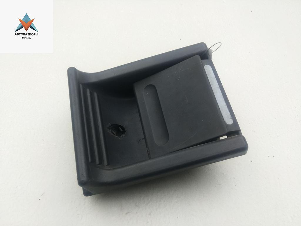 ручка внутренняя задняя правая Mercedes-Benz Vito-1 W638 2002, 2.2 л., дизель, МКПП, жёлтый, микроавтобус, A6387660078 - фото №1