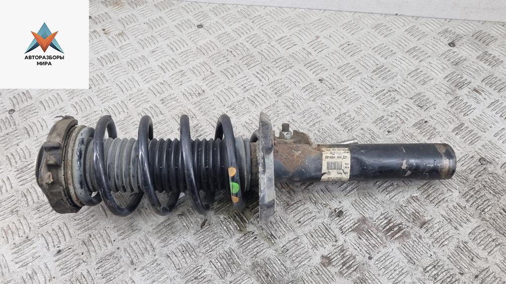 стойка передняя Volkswagen Passat B6 2010, 1.6 л., бензин, МКПП, серый, универсал, 3C0413031AQ - фото №1