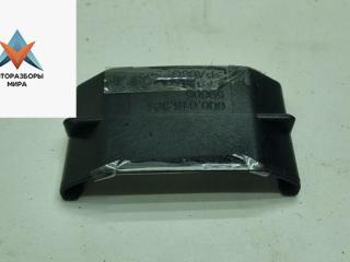 накладка декоративная Skoda Fabia 2 поколение (5J) 2008, 1.2 л., бензин, МКПП, серый, хетчбэк 5 дв., 6Q0815391