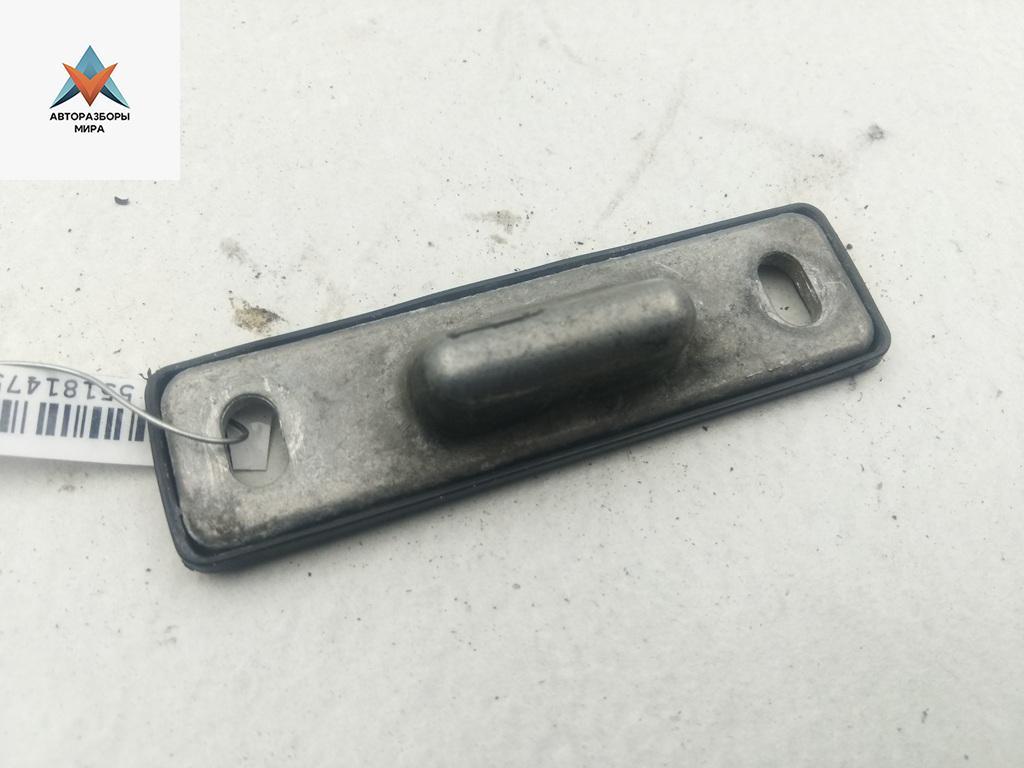 ответная часть (скоба) замка двери Mercedes-Benz Vito-1 W638 2002, 2.2 л., дизель, МКПП, жёлтый, микроавтобус, A6387660205 - фото №1