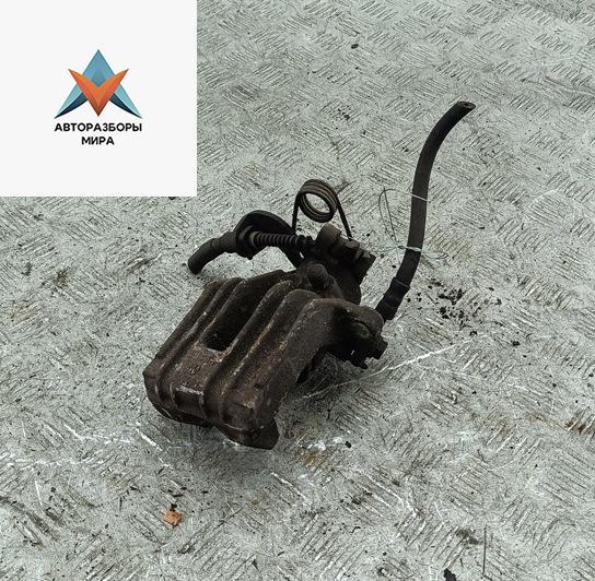 суппорт задний правый Audi A4 B6 2003, 2.4 л., бензин, АКПП, серый, универсал - фото №1