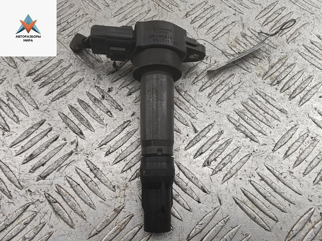 катушка зажигания Mitsubishi Colt 6 поколение (Z20/Z30) 2005, 1.3 л., бензин, МКПП, синий, хетчбэк 5 дв., MN195616 - фото №1