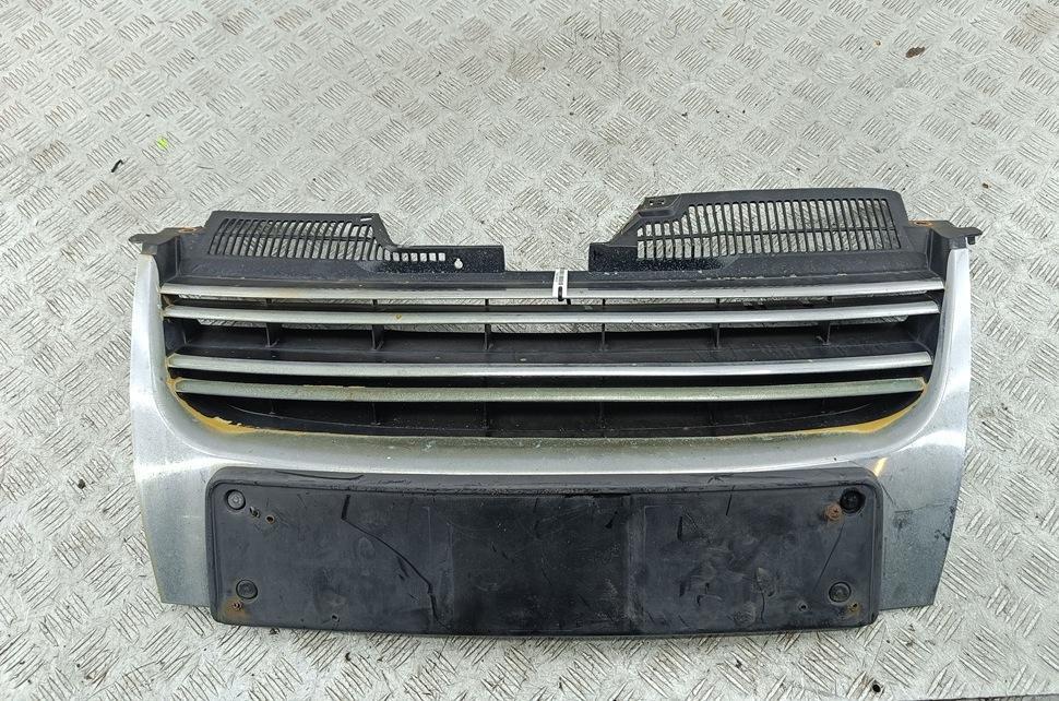 решетка радиатора Volkswagen Golf-5 2007, зелёный, универсал