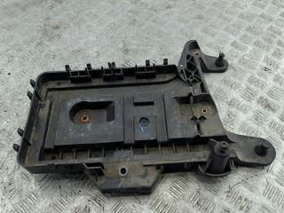 полка аккумулятора Volkswagen Golf 5 поколение 2007, 1.4 л., бензин, МКПП, зелёный, универсал