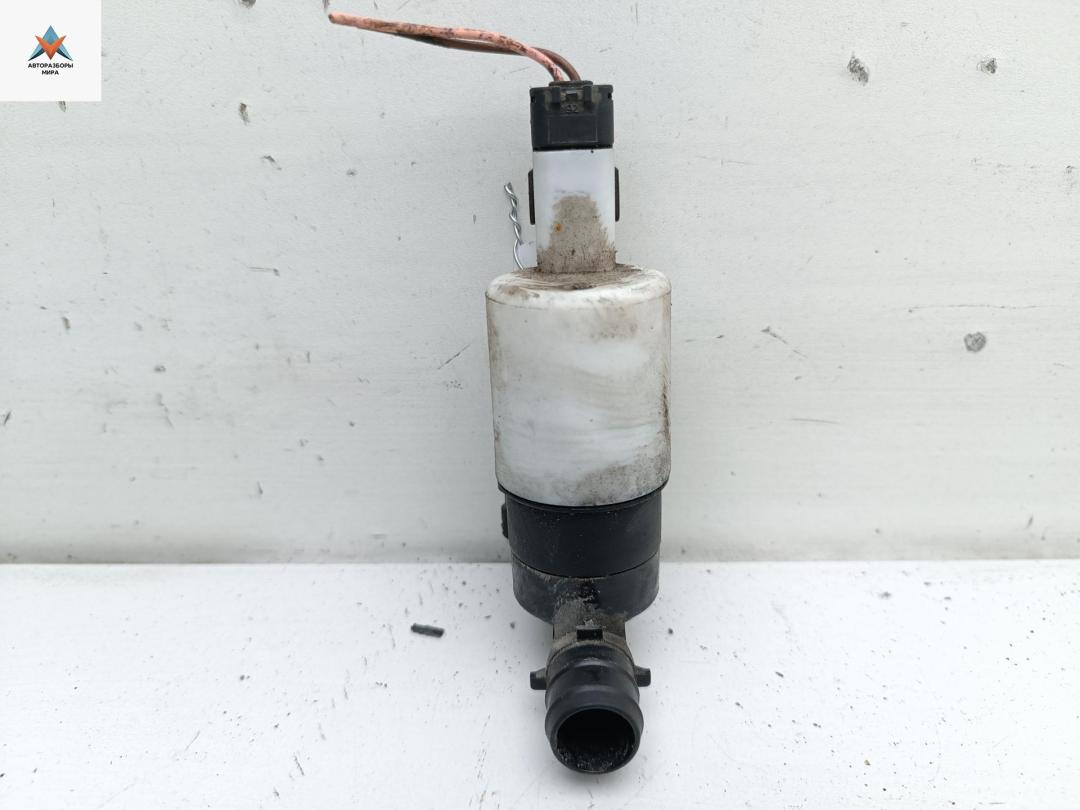 насос (моторчик) омывателя стекла Citroen C4 1 поколение 2007, чёрный, хетчбэк 5 дв., 9641553880 - фото №1