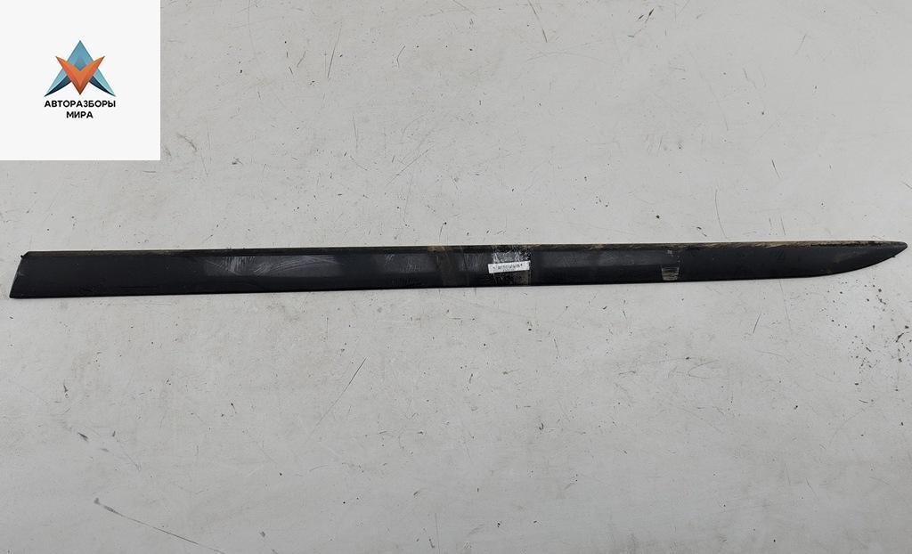 молдинг двери передней левой Opel Corsa D 2009, 1.2 л., бензин, МКПП, жёлтый, хетчбэк 3 дв., 13187998 - фото №1