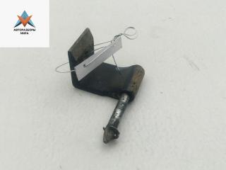 петля крышки багажника Opel Astra H/Family [рестайлинг] 2008, чёрный, универсал, 24466285