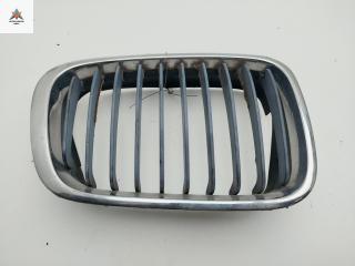 решетка радиатора BMW 3 серия E46 [рестайлинг] 2002, серый, универсал, 81596224