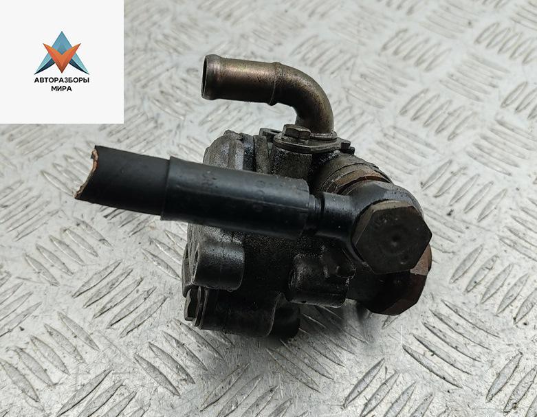 Насос гидроусилителя руля Volkswagen Bora 1 поколение 2003, 2.0 л., бензин, МКПП, серый, седан, 1J0422154B - фото №1