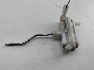 активатор замка багажника Volkswagen Passat B4 1995, 1.6 л., бензин, МКПП, синий, универсал, 3A9862159A