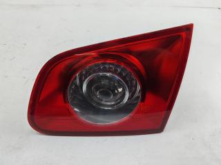 фонарь крышки багажника правый Volkswagen Passat B6 2006, 2.0 л., дизель, МКПП, чёрный, универсал, 3C9945094
