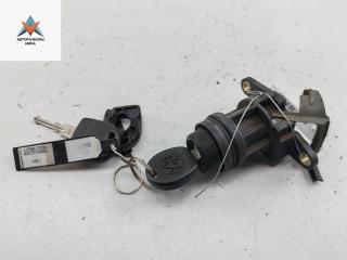 кнопка открытия багажника Volkswagen Passat B4 1994