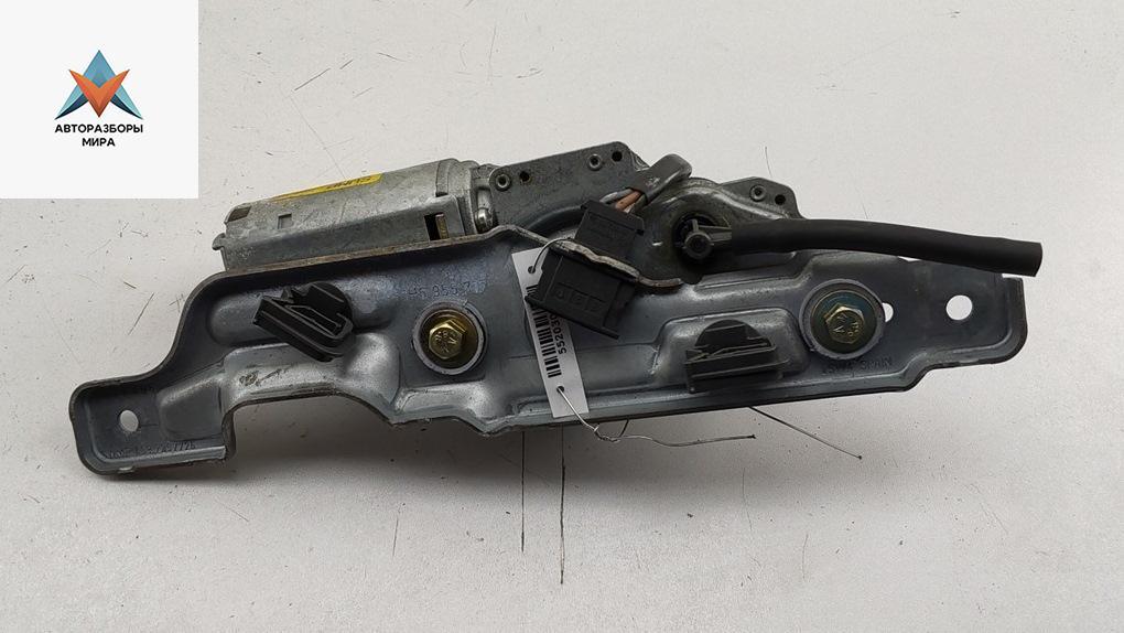 Двигатель стеклоочистителя заднего (моторчик дворников) Volkswagen Golf 3 поколение 1995, 1.4 л., бензин, МКПП, красный, хетчбэк 3 дв., 1H6955713A - фото №1