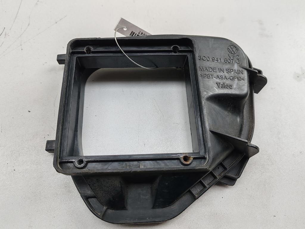 крышка фары Volkswagen Passat B6 2008, 2.0 л., дизель, АКПП, чёрный, универсал, 3C0941607G