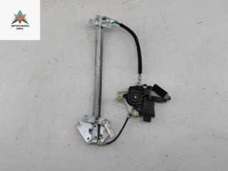 стеклоподъемник электрический передний левый Mitsubishi Carisma 1 поколение 1998, 1.8 л., бензин, АКПП, серый, хетчбэк 5 дв.