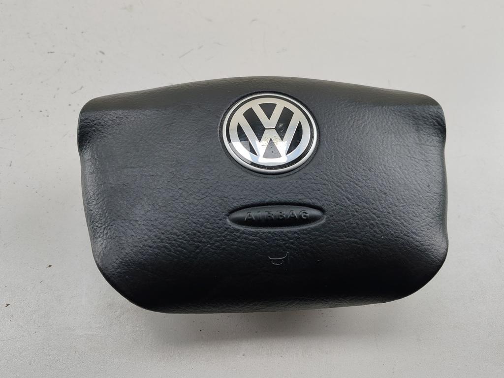 подушка безопасности водителя Volkswagen Passat B5 1997, 1.6 л., бензин, МКПП, серый, седан