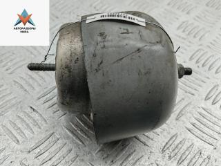 подушка крепления двигателя Volkswagen Passat B5 1997, 1.6 л., бензин, МКПП, серый, седан, 8D0199379J